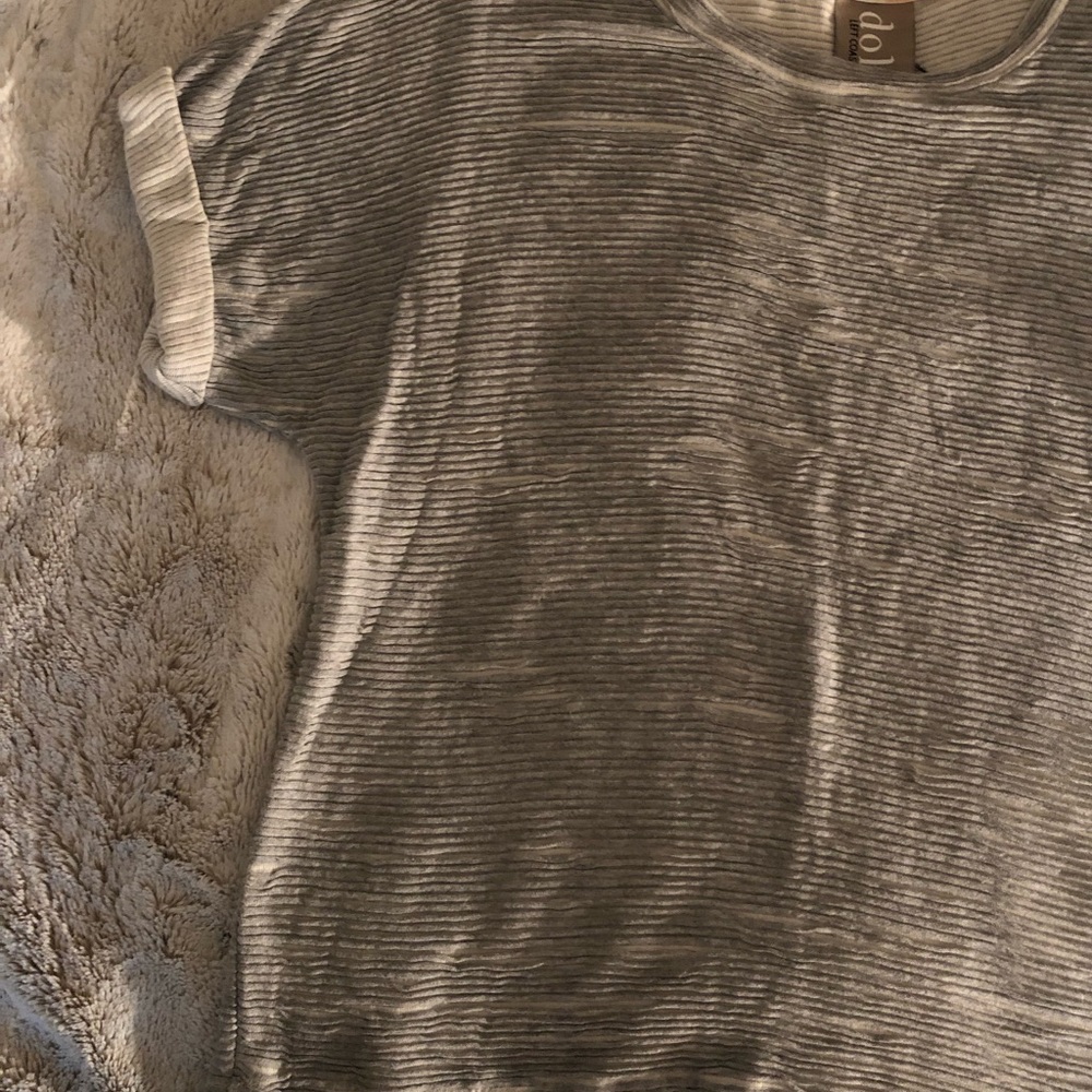 T-SHIRT - Picture 3 of 7